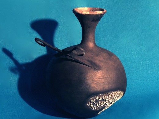 Paperclay mit Schere Raku 45cm
