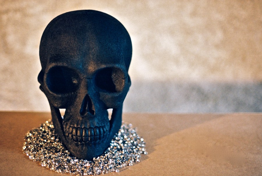 Raku mit Swarowskisteinen